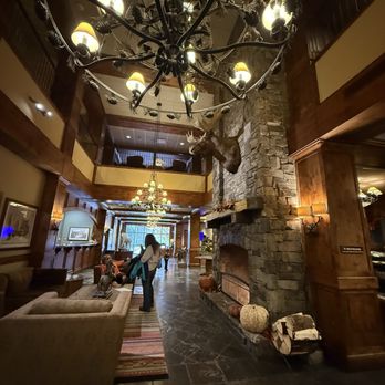 The Lodge at Whitefish Lake - Hotels Near Me - Whitefish, Montana The Lodge at Whitefish Lake - Hotels Near Me - Whitefish, Montana