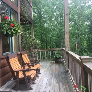 Lazy Bear Lodge Bed & Breakfast - Outside porch is stunning! - Bed & Breakfast Near Me - Vilas, North Carolina