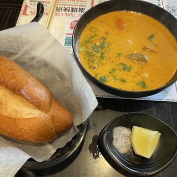 Pho Vit 115 - Chicken curry with baguette - Noodles Near Me - El Monte, California Pho Vit 115 - Chicken curry with baguette - Noodles Near Me - El Monte, California