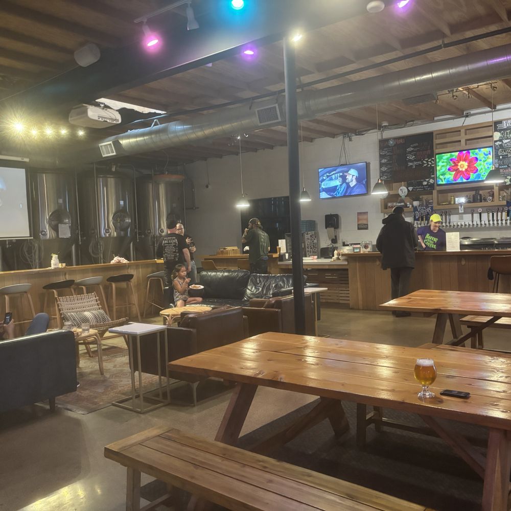 Five Point Five Brewing - Breweries Near Me - El Segundo, California