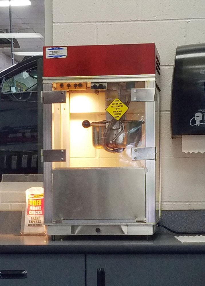 LES SCHWAB TIRE CENTER Updated October 2024 41 Reviews 2825