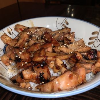 Sumo Sushi - Honey chicken bowl - Japanese Near Me - Roseville, California Sumo Sushi - Honey chicken bowl - Japanese Near Me - Roseville, California