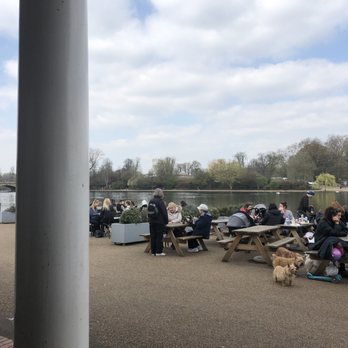 Lido Cafe - Outdoor patio and lakefront seating - Coffee & Tea Near Me - London, XGL