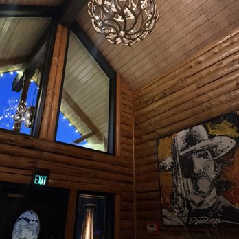 Horn and Cantle - Beautiful interior - New American Near Me - Big Sky, Montana