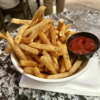 Ballast Point Brewing Long Beach - Regular fries - Breweries Near Me - Long Beach, California