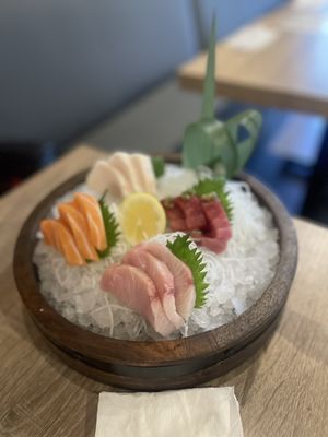 HARU sushi by null
