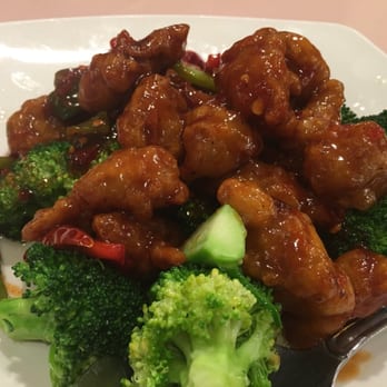 Veggie Lee - General Tso "Chicken" - Vegan Near Me - Hayward, California