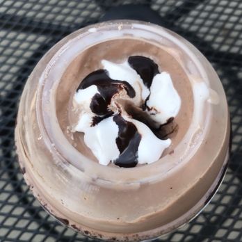 Dairy Queen Grill & Chill - Whipped cream w chocolate syrup - Ice Cream & Frozen Yogurt Near Me - Barnesville, Minnesota Dairy Queen Grill & Chill - Whipped cream w chocolate syrup - Ice Cream & Frozen Yogurt Near Me - Barnesville, Minnesota