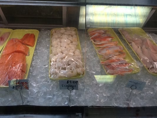 New Orleans Seafood by null