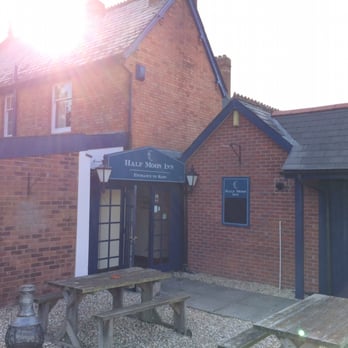 The Half Moon Inn - Entrance - British Near Me - North Curry, SOM