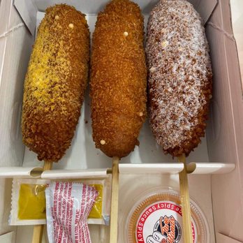 Two Hands Fresh Corn Dogs - Hot Dogs Near Me - Troy, Michigan