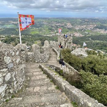 Castelo dos Mouros - Spectacular view - Landmarks & Historical Buildings Near Me - Sintra, 11 Castelo dos Mouros - Spectacular view - Landmarks & Historical Buildings Near Me - Sintra, 11