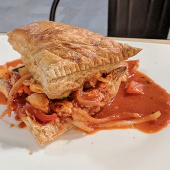 Tiny Pyramid - Laotian Pot Pie - Cafes Near Me - Honolulu, Hawaii