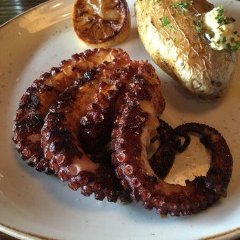 Fred's House - Grilled Octopus. Yum - Seafood Near Me - Cancún, ROO Fred's House - Grilled Octopus. Yum - Seafood Near Me - Cancún, ROO