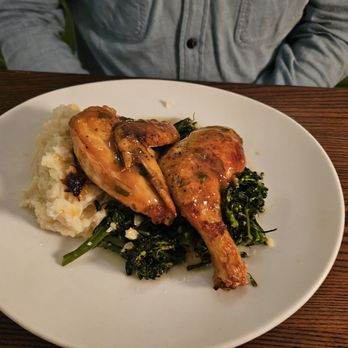 The Daily Kitchen & Bar - Roasted Chicken - New American Near Me - Henrico, Virginia