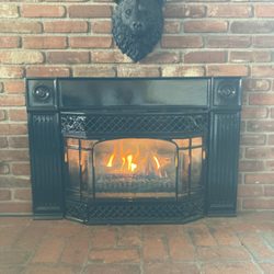 Fireplaces Plus - Operates like new