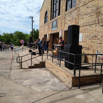 Open Door Church - Side view and slightly closer view of the worship band. - Churches Near Me - Burleson, Texas Open Door Church - Side view and slightly closer view of the worship band. - Churches Near Me - Burleson, Texas