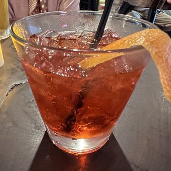 Baird's On B - Boulevardier - Cocktail Bars Near Me - Lake Oswego, Oregon Baird's On B - Boulevardier - Cocktail Bars Near Me - Lake Oswego, Oregon
