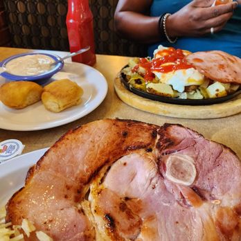 Sherry's Farmhouse Kitchen - The barn & country delight - Seafood Near Me - Sallisaw, Oklahoma