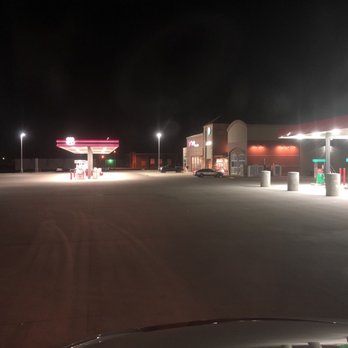 Jack Flash - a gas station at night - Convenience Stores Near Me - Farmersville, Illinois Jack Flash - a gas station at night - Convenience Stores Near Me - Farmersville, Illinois