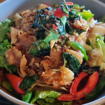 Lamaii - Drunken noodle with crispy duck. Recommend - Thai Near Me - Las Vegas, Nevada Lamaii - Drunken noodle with crispy duck. Recommend - Thai Near Me - Las Vegas, Nevada