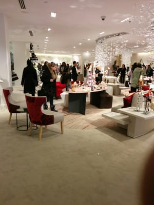 Saks Fifth Avenue by null