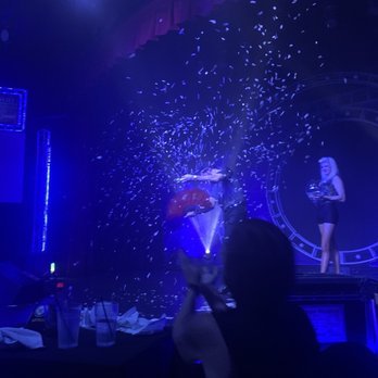 Escape Reality Magic Dinner Show - Branson - Snow in August? - Magicians Near Me - Branson, Missouri Escape Reality Magic Dinner Show - Branson - Snow in August? - Magicians Near Me - Branson, Missouri