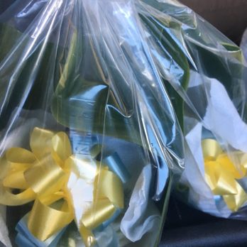 Pua Melia Leis - Even wrapped my lei with ti leaf. Nice touch - Florists Near Me - Honolulu, Hawaii Pua Melia Leis - Even wrapped my lei with ti leaf. Nice touch - Florists Near Me - Honolulu, Hawaii