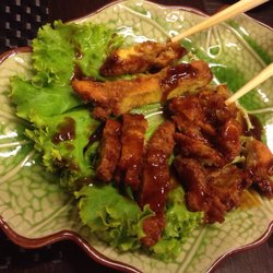 Kazan Sushi - Tonkatsu: cotoletta di maiale impanata con la salsa aromatizzata alla cannella.