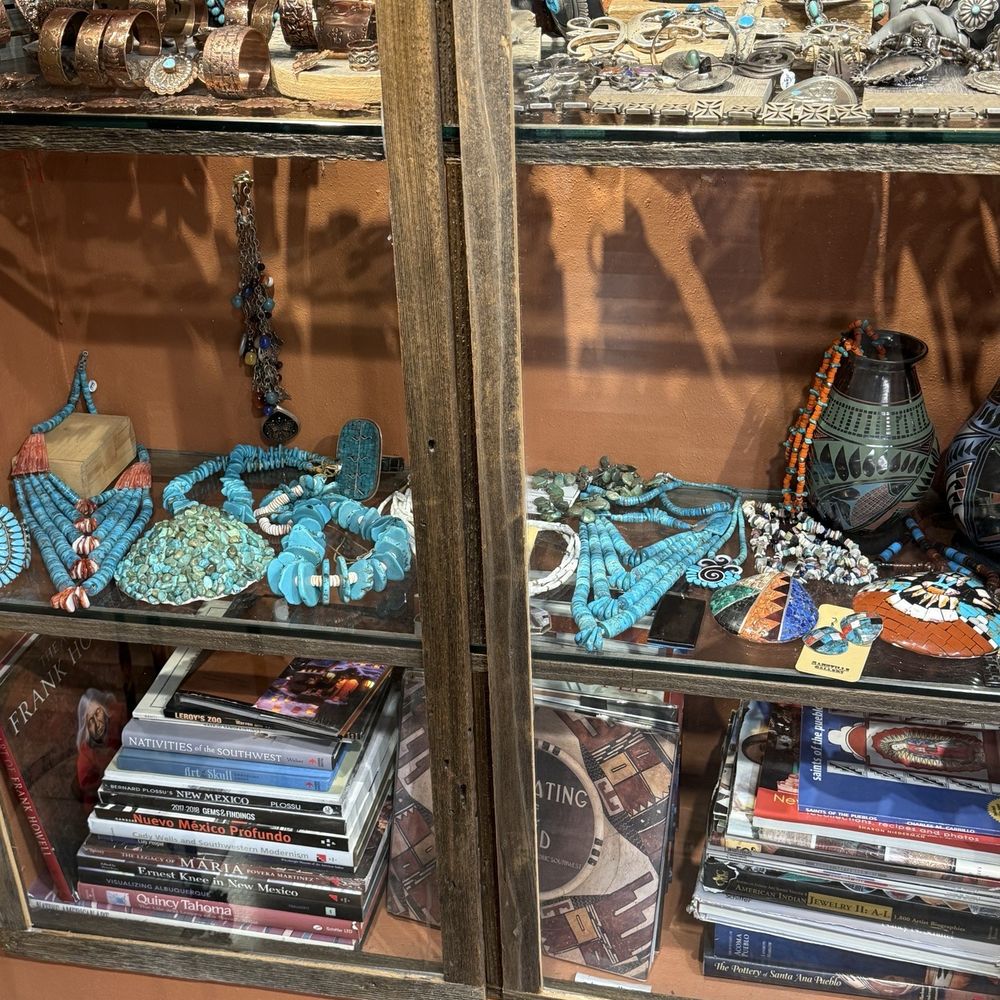 Samsville Gallery - Jewelry Near Me - Santa Fe, New Mexico Samsville Gallery - Jewelry Near Me - Santa Fe, New Mexico
