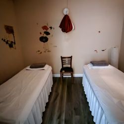 Lucky Foot Relaxation - Cherry Ave - Couples massage room. Susan is the best 2/23/25
