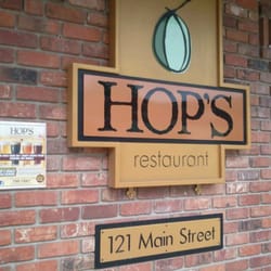Hops Downtown Grill - Outside entrance