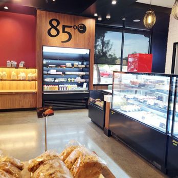 85°C Bakery Cafe-Brea - Nice smaller location - Bakeries Near Me - Brea, California