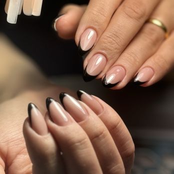 1. EB Nail Studio
