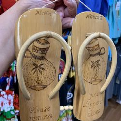 aloha gift and souvenir - 10/18/23