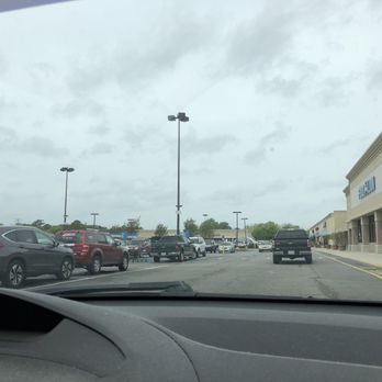 Fairfield Shopping Centre - Shopping Centers Near Me - Virginia Beach, Virginia