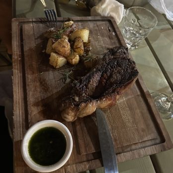 El Gaucho Winery - Steak - Wineries Near Me - Spicewood, Texas