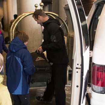 Canyon Transportation - Professional drivers will help you with your luggage - Airport Shuttles Near Me - Midvale, Utah