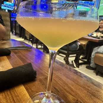 Yard House - Peach Malibu - New American Near Me - New York, New York Yard House - Peach Malibu - New American Near Me - New York, New York