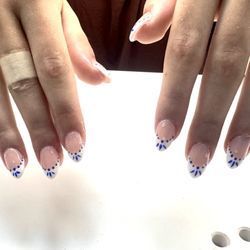 Deluxe I Nail