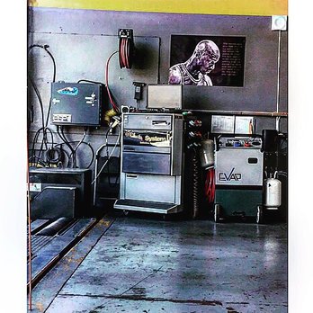 El Smog - MJ on the wall. - Smog Check Stations Near Me - San Fernando, California El Smog - MJ on the wall. - Smog Check Stations Near Me - San Fernando, California