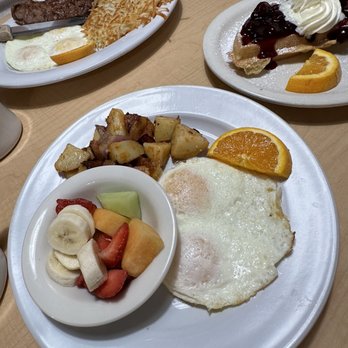 Jeb's Blueberry Hill - Breakfast & Brunch Near Me - Clovis, California