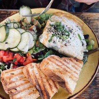 spreegold - Salad Near Me - Berlin, BE