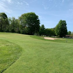 Oak Tree Country Club