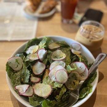 De Fer Coffee - Vegan Caesar Salad - Coffee & Tea Near Me - Pittsburgh, Pennsylvania De Fer Coffee - Vegan Caesar Salad - Coffee & Tea Near Me - Pittsburgh, Pennsylvania