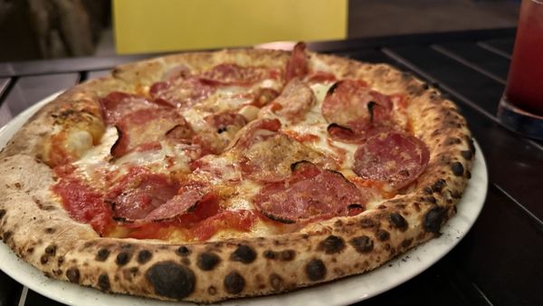 Benchmark Pizzeria by null