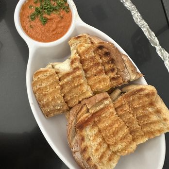 Dr Grubb's - Grilled cheese - American Near Me - Claremont, California