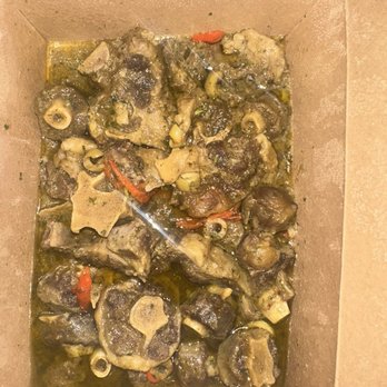 Alamar Dominican Kitchen - Braised Oxtail "Encendido".  You seem all them damn olives - Comfort Food Near Me - Oakland, California