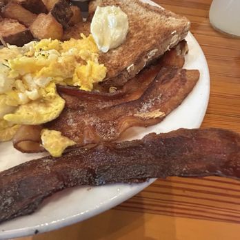 The Mud House - Crispy bacon - Coffee & Tea Near Me - Saint Louis, Missouri