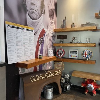 Shift Coffee House - Interior - Coffee & Tea Near Me - Sacramento, California